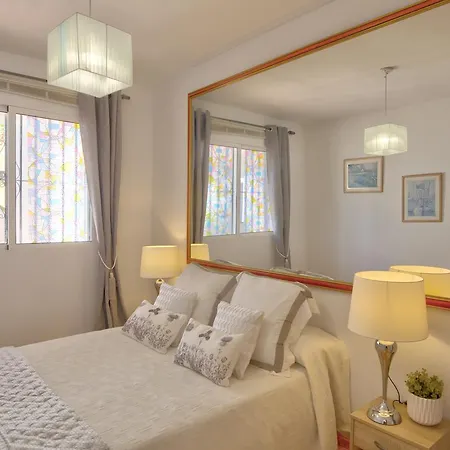 Apartamento Papillon Апартаменты Нерха