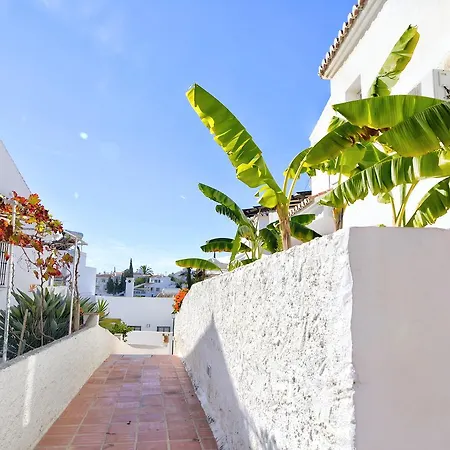 Apartamento Papillon Нерха